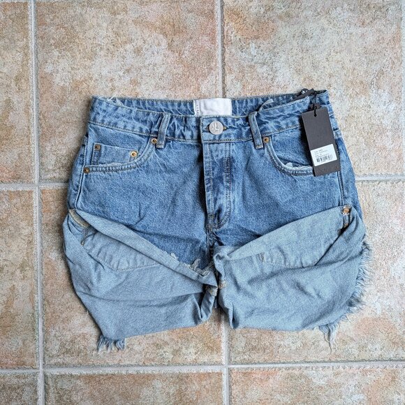 NWT One Teaspoon Bandits - Low Waist Cut Off Denim Shorts in Rosewood - Size 26